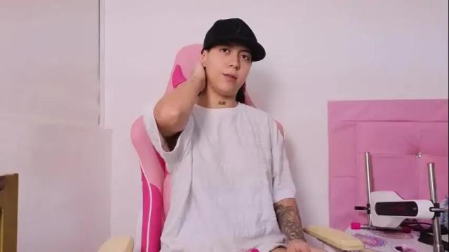 Thumbnail 2, karollhorny's Stream at Chaturbate, 2 days ago