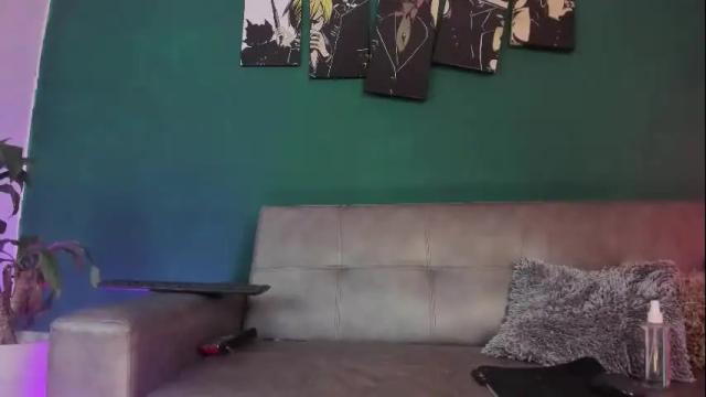 Image 2 of karolsweet_ Stream on Chaturbate on 4 months ago