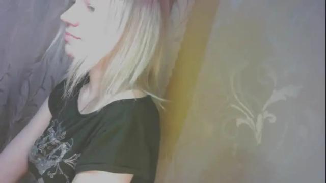 Image 12 of karolynafox Stream on Chaturbate on 17 months ago
