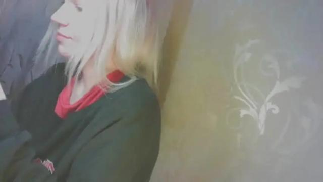 Image 12 of karolynafox Stream on Chaturbate on 17 months ago