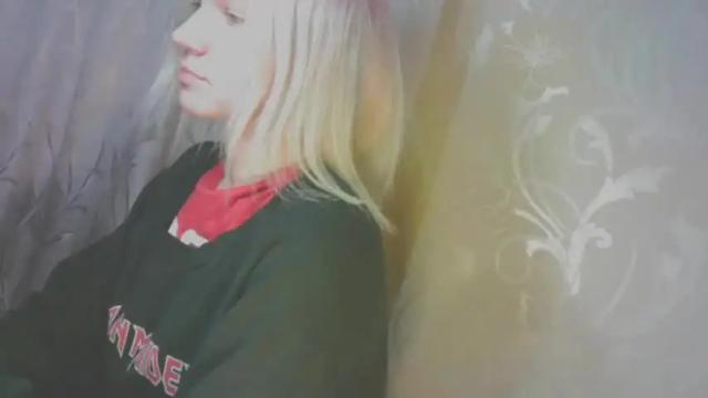 Image 2 of karolynafox Stream on Chaturbate on 17 months ago