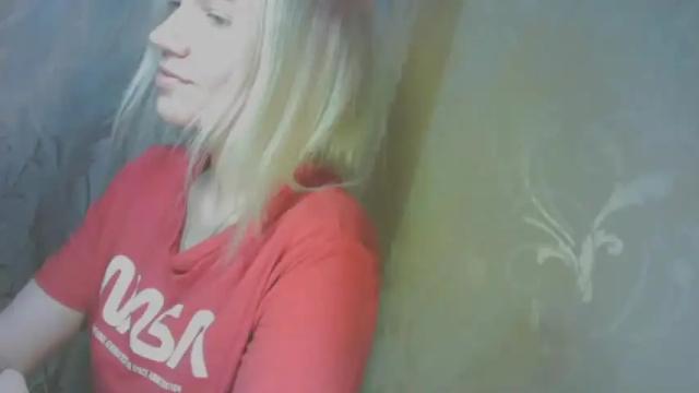 Image 11 of karolynafox Stream on Chaturbate on 17 months ago