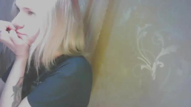 Image 2 of karolynafox Stream on Chaturbate on 17 months ago