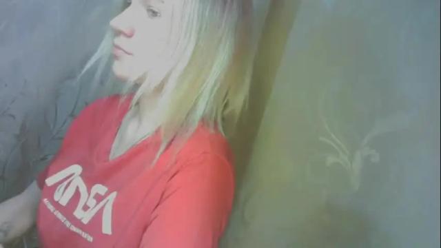 Image 10 of karolynafox Stream on Chaturbate on 14 months ago