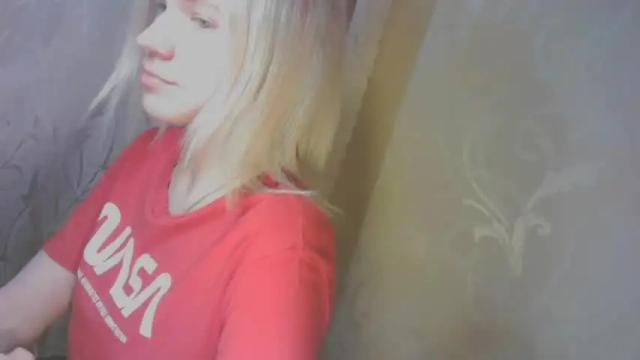 Image 6 of karolynafox Stream on Chaturbate on 14 months ago