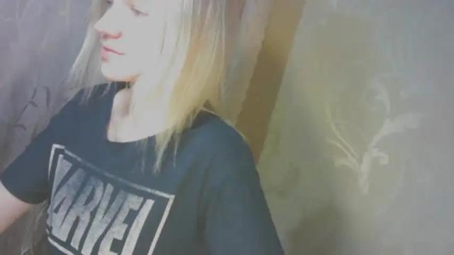 Image 12 of karolynafox Stream on Chaturbate on 13 months ago