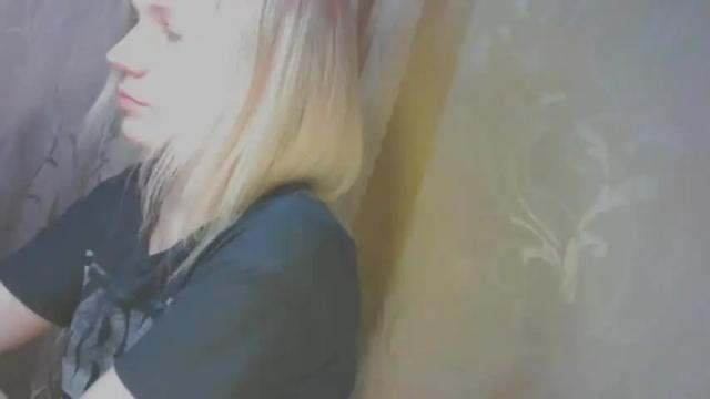Image 2 of karolynafox Stream on Chaturbate on 13 months ago