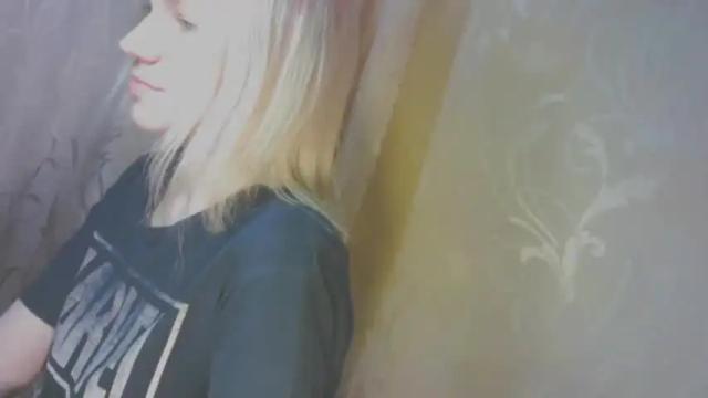 Image 7 of karolynafox Stream on Chaturbate on 13 months ago