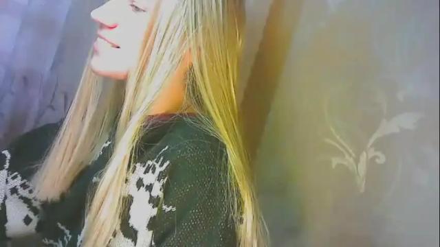 Image 10 of karolynafox Stream on Chaturbate on 1 month ago