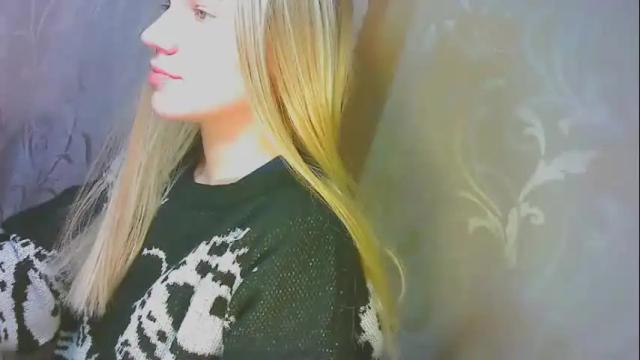 Image 2 of karolynafox Stream on Chaturbate on 1 month ago