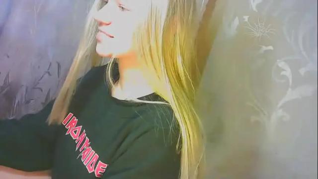 Image 11 of karolynafox Stream on Chaturbate on 1 month ago