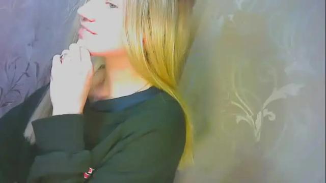 Image 11 of karolynafox Stream on Chaturbate on 1 month ago