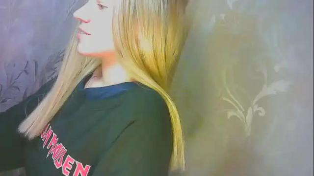 Image 12 of karolynafox Stream on Chaturbate on 1 month ago
