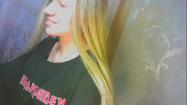 Image 12 of karolynafox Stream on Chaturbate on 1 month ago