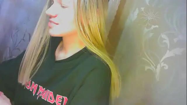 Image 8 of karolynafox Stream on Chaturbate on 1 month ago