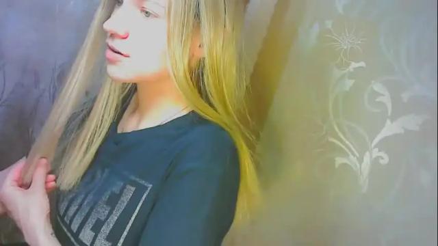 Image 4 of karolynafox Stream on Chaturbate on 1 month ago