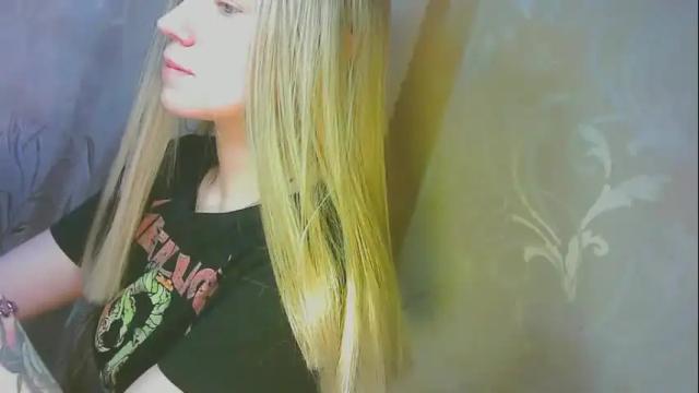 Image 3 of karolynafox Stream on Chaturbate on 27 days ago