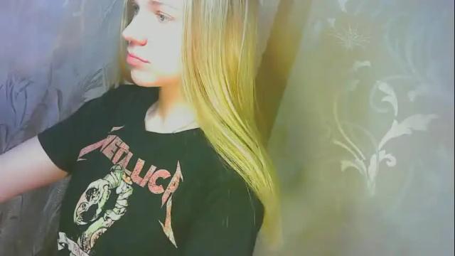 Image 6 of karolynafox Stream on Chaturbate on 27 days ago