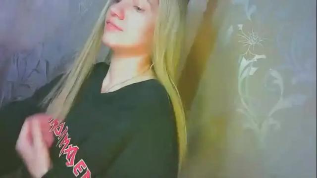 Image 10 of karolynafox Stream on Chaturbate on 23 days ago