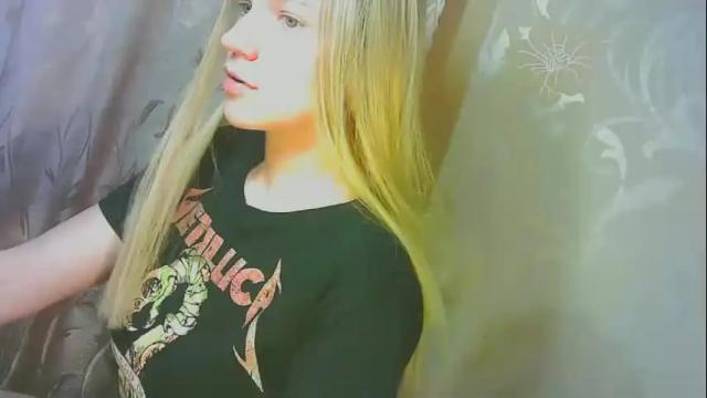 Image 11 of karolynafox Stream on Chaturbate on 16 days ago
