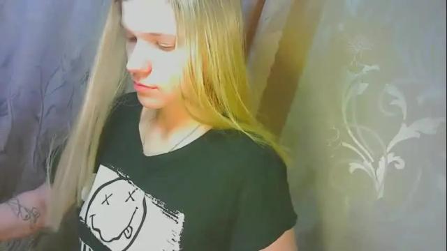 Image 12 of karolynafox Stream on Chaturbate on 15 days ago