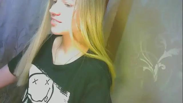 Image 2 of karolynafox Stream on Chaturbate on 15 days ago