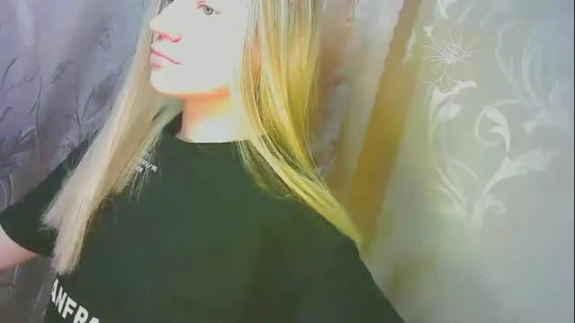 Image 6 of karolynafox Stream on Chaturbate on 4 days ago