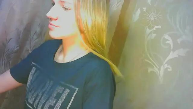 Image 6 of karolynafox Stream on Chaturbate on 2 days ago