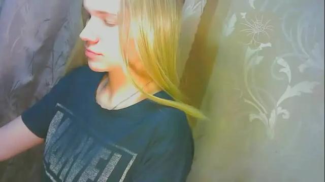 Image 7 of karolynafox Stream on Chaturbate on 2 days ago