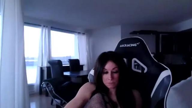 Image 11 of karolynn_fitness Stream on Chaturbate on 14 months ago