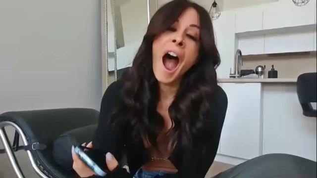 Image 2 of karolynn_fitness Stream on Chaturbate on 1 month ago