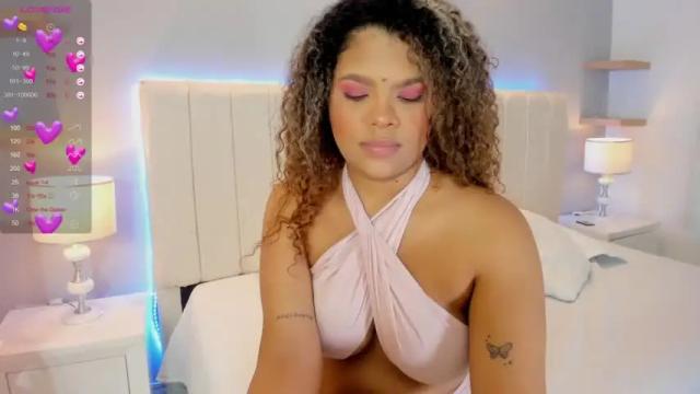 Image 7 of karrenna_ Stream on Chaturbate on 15 months ago