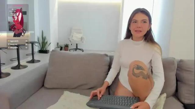 Image 10 of karyandtylor Stream on Chaturbate on 1 month ago