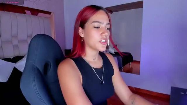Image 2 of kasandrajames Stream on Chaturbate on 14 months ago