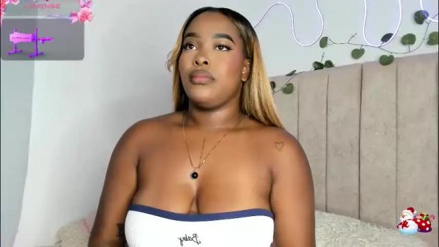 Image 2 of kaseydelvey Stream on Chaturbate on 13 days ago