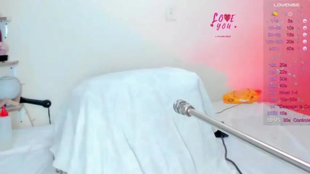 Image 11 of kassandra_26 Stream on Chaturbate on 22 months ago