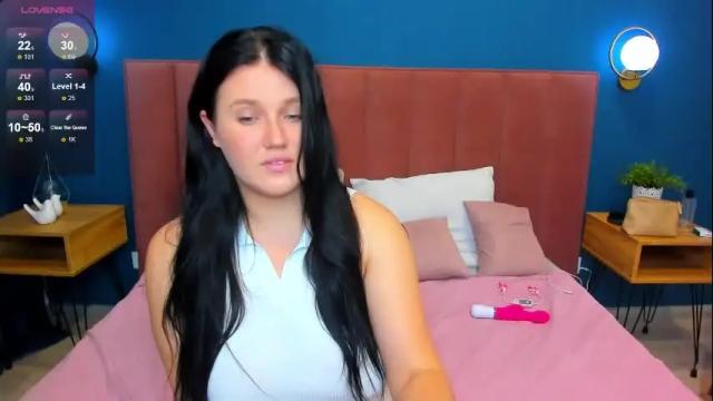 Image 3 of kassandra__grey Stream on Chaturbate on 4 months ago