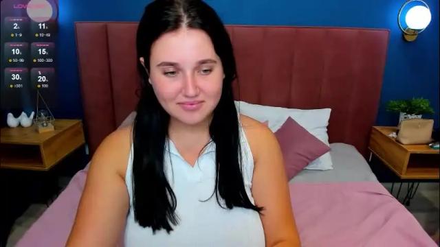 Image 3 of kassandra__grey Stream on Chaturbate on 2 months ago
