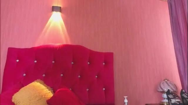 Image 10 of kassandra_james Stream on Chaturbate on 1 month ago