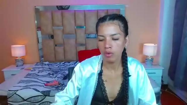 Image 10 of kassandrabenz Stream on Chaturbate on 16 months ago