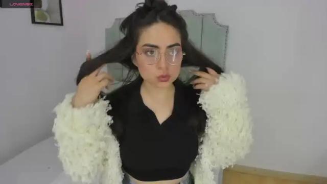 Image 4 of kassiazeabelle Stream on Chaturbate on 18 months ago