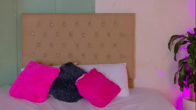 Image 11 of kassie_cortes Stream on Chaturbate on 2 months ago