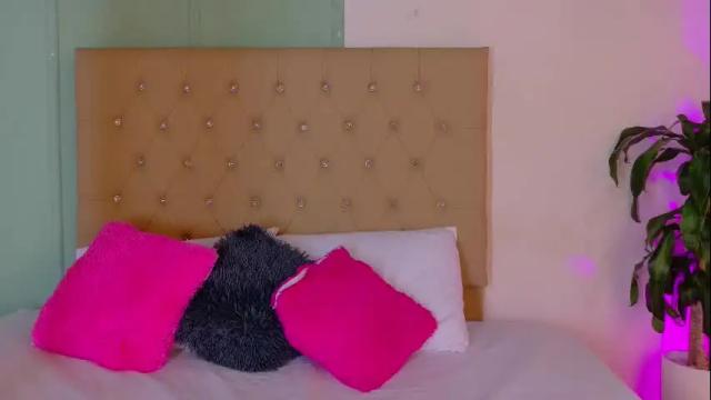 Image 3 of kassie_cortes Stream on Chaturbate on 2 months ago
