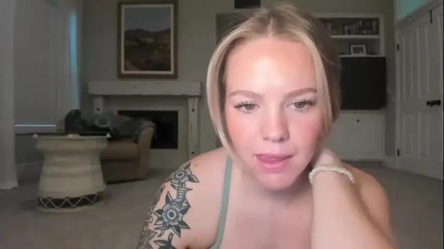 Image 3 of kassykitty29 Stream on Chaturbate on 17 months ago