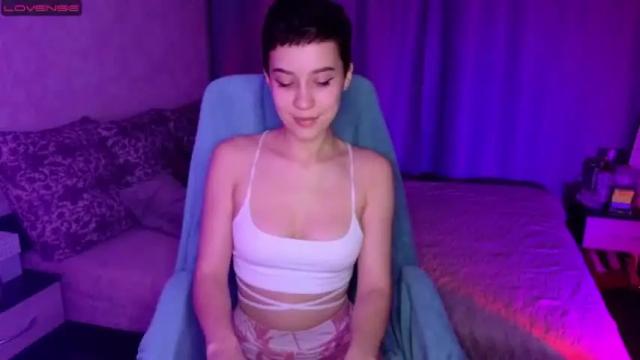 Image 4 of kasumim Stream on Chaturbate on 18 months ago