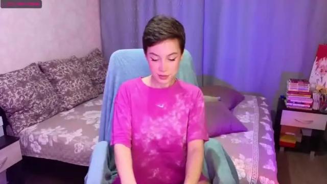 Image 3 of kasumim Stream on Chaturbate on 16 months ago