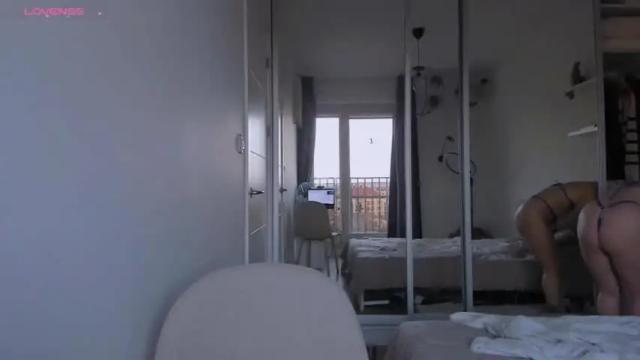 Image 3 of kat_here Stream on Chaturbate on 14 months ago