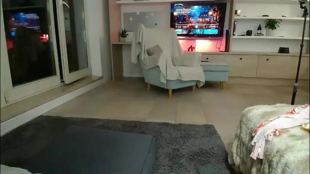 Image 8 of kat_here Stream on Chaturbate on 14 hours ago