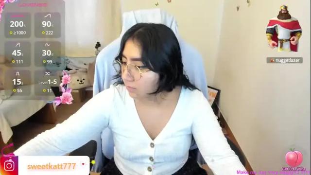 Image 10 of kat_ly_chan Stream on Chaturbate on 13 days ago