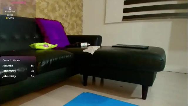 Image 3 of kat_spixy Stream on Chaturbate on 2 months ago